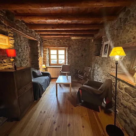 Apartmán La Padrine - Maison Au Coeur Du Village Porta